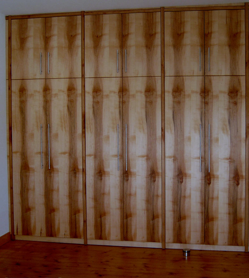 Einbauschrank