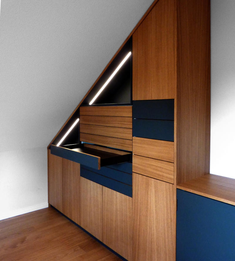 Schrank Dachschräge